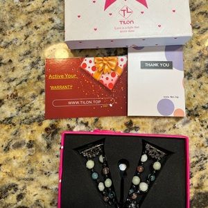 Apple Watch band from Amazon.  Never worn. Still in the package and box.